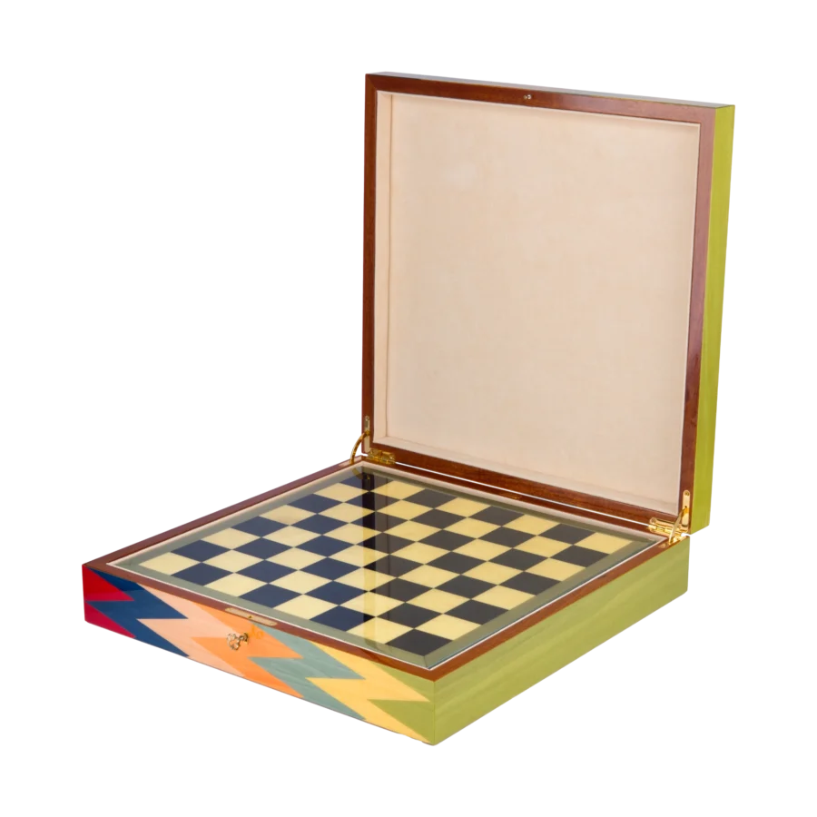 Zag chess box open from above, marquetry chessboard with zigzag border